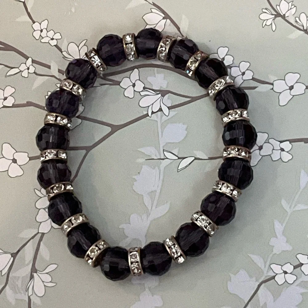 ❄️ Plunder | Elegant Purple/Silver Beaded Bracelet